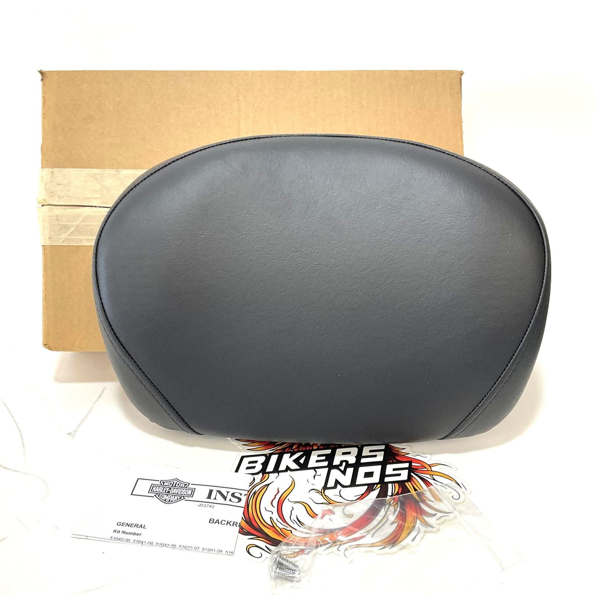 Harley-Davidson Smooth Bucket Passenger Backrest Pad, Black 51640-06